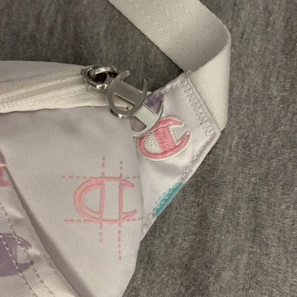 Champion Girls Logo Waist Sling Fanny Pack - Picture 6 of 8